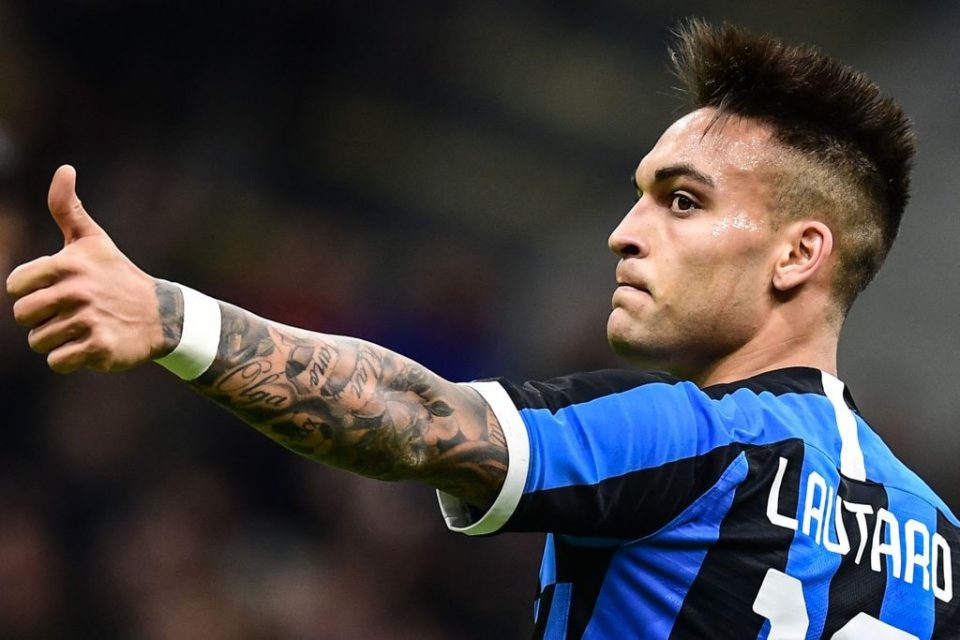 Barcelona 'open to offering five players including Arthur and Arturo Vidal in order to secure move for Inter Milan striker Lautaro Martinez' - Bóng Đá