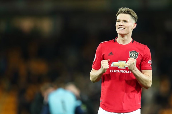 5 ngôi sao lột xác ấn tượng nhất Premier League mùa này - Bóng Đá