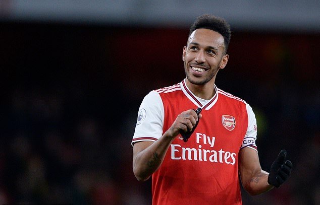 Pierre-Emerick Aubameyang would only be joining Manchester United for the 'money' - Bóng Đá