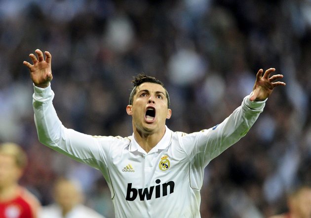 Tke Ronaldo mùa 2011/12 - Bóng Đá