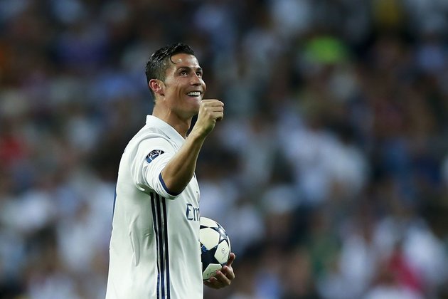 Tke Ronaldo mùa 2011/12 - Bóng Đá