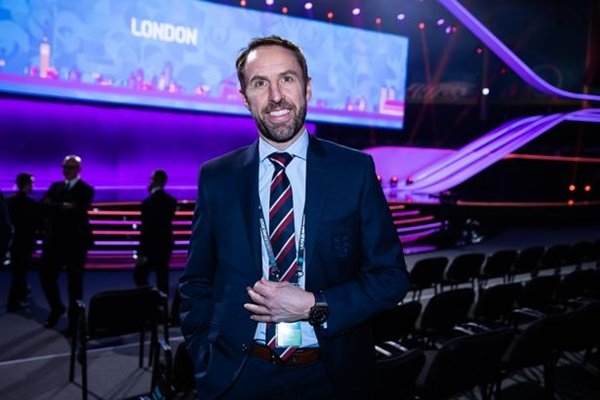 Euro 2020 hoàn toàn có thể bị hủy bỏ vì Corona - Bóng Đá