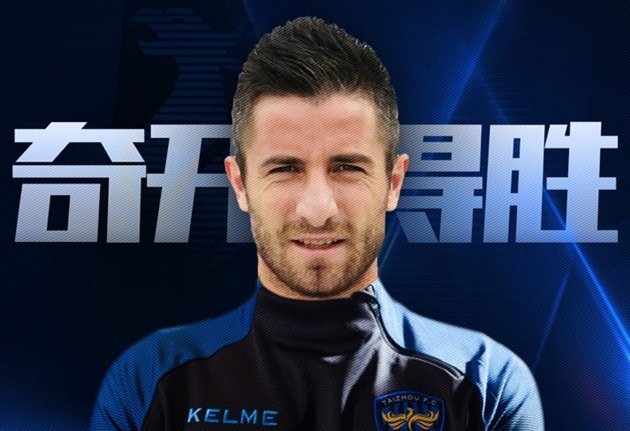 10 cựu sao Man Utd còn đang thi đấu mà có thể bạn không để ý - Bóng Đá