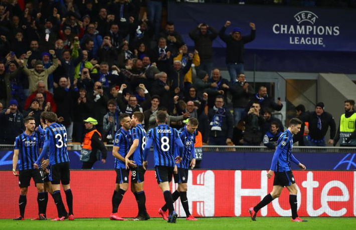 Quan chức Italy trách Champions League là bom sinh học phát tán virus corona - Ảnh 1. Quan chức Italy trách Champions League là bom sinh học phát tán virus corona - Ảnh 1.