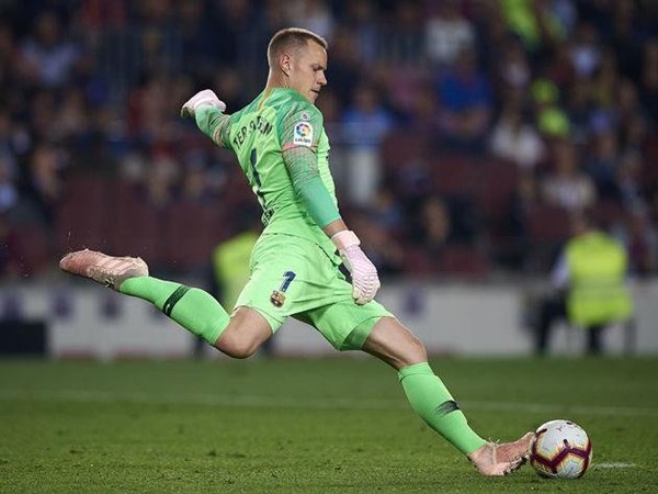 Barca tăng lương bèo bọt cho Ter Stegen - Bóng Đá