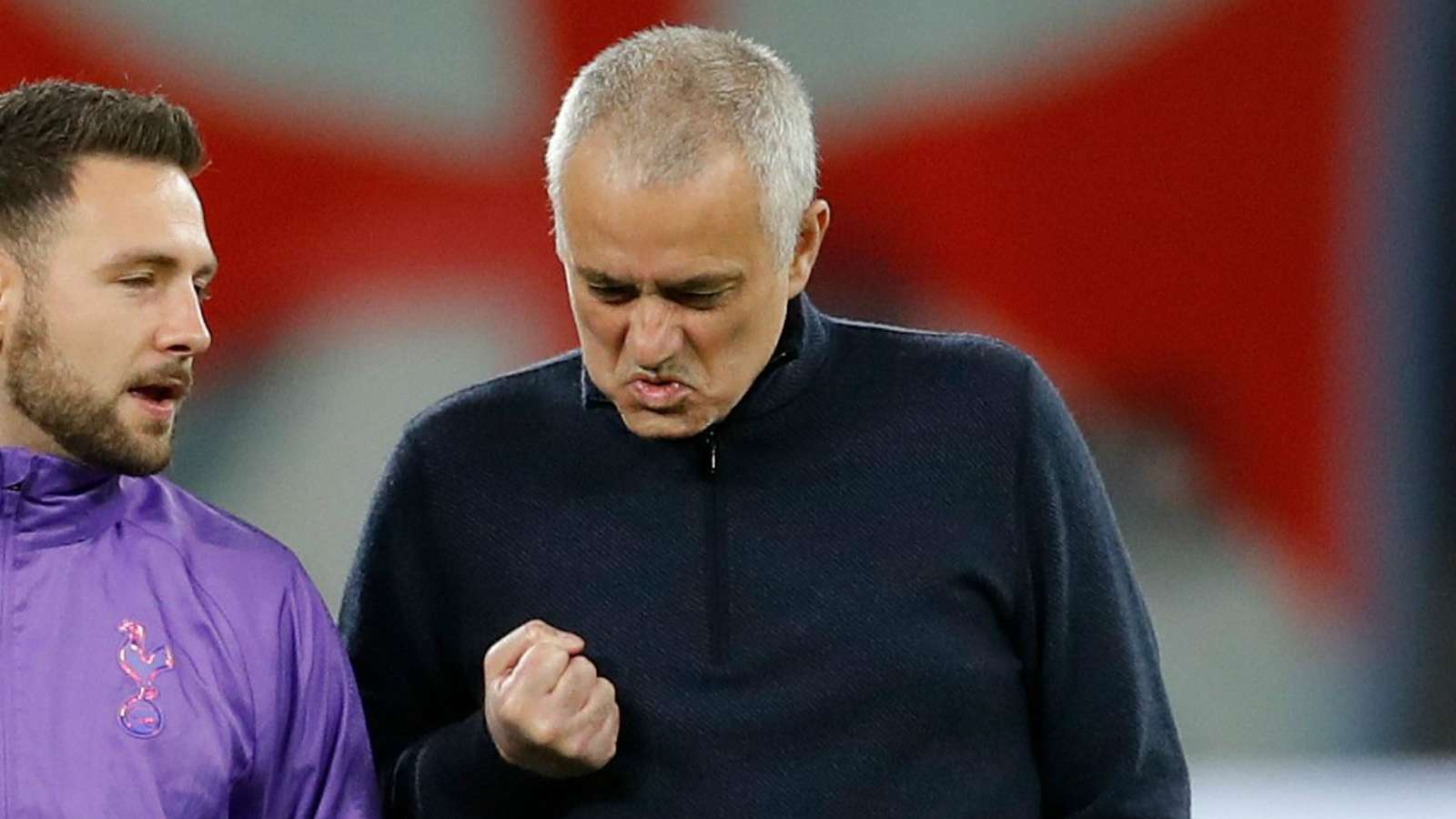 Mourinho to get '£135 million war chest' this summer - Bóng Đá