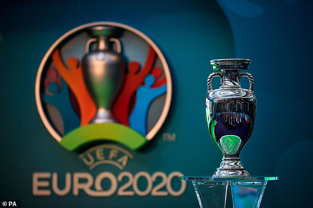 Hoãn Euro thì dễ, kết thúc mùa 2019-2020 mới là thử thách khó như lên trời - Ảnh 1. Hoãn Euro thì dễ, kết thúc mùa 2019-2020 mới là thử thách khó như lên trời - Ảnh 1.