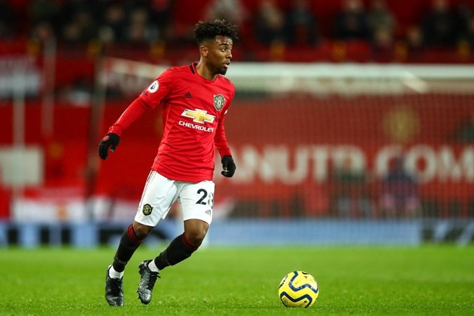 Chelsea interested in signing Manchester United wonderkid Angel Gomes - Bóng Đá