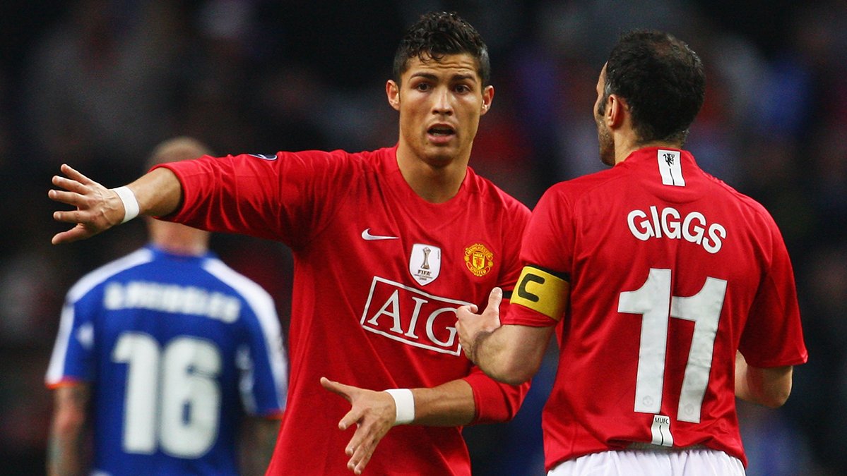 Cách đây đúng 12 năm, Ronaldo lần đầu tiên làm chuyện