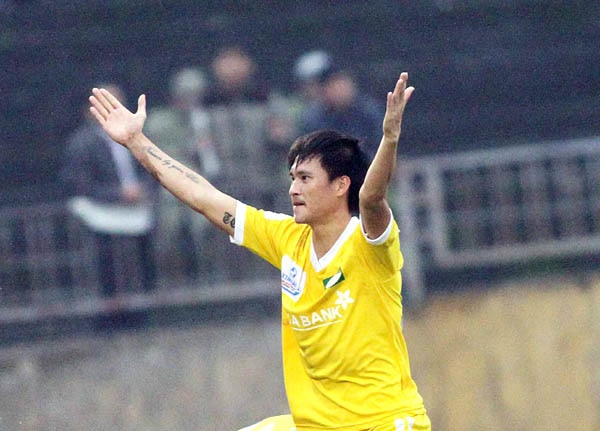 Công Vinh ngày còn ở SLNA.