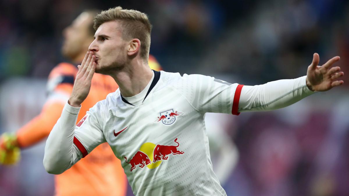 Carragher on the type of players klopp needs to sign - Bóng Đá