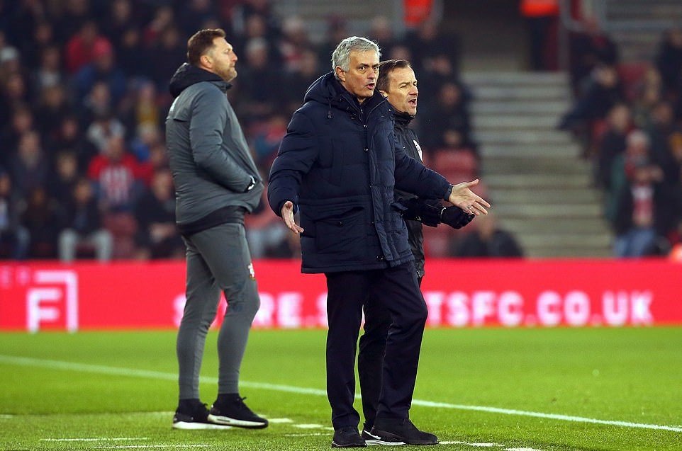 10 phát biểu siêu dị của Mourinho: Tiên đoán như thần về Lindelof - Bóng Đá