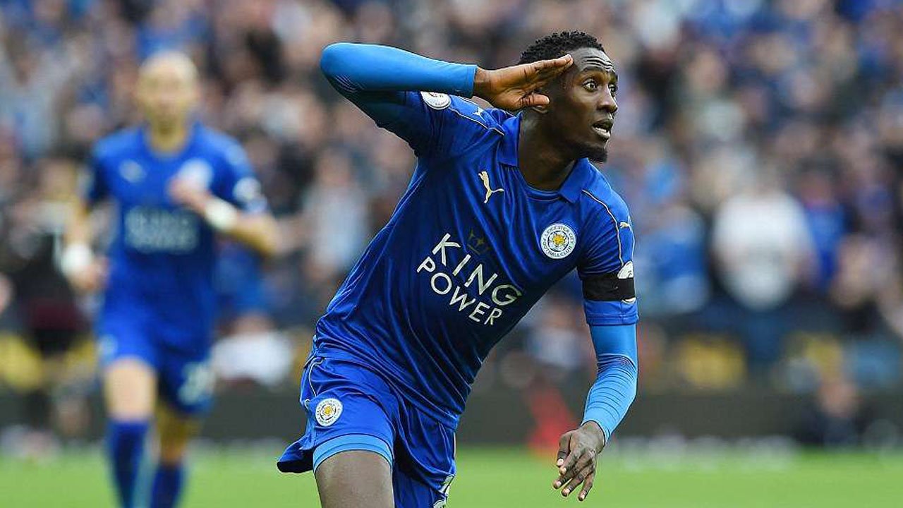 Top 10 ngôi sao chăm chỉ nhất Premier League 2018/19: Choáng với Chelsea! - Bóng Đá