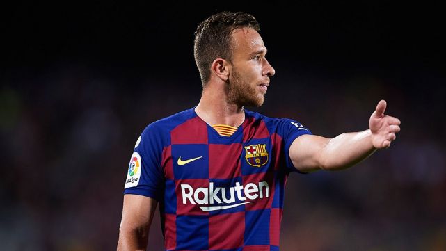 Barcelona 'đã đồng ý các điều khoản cá nhân với Lautaro Martinez' - Bóng Đá
