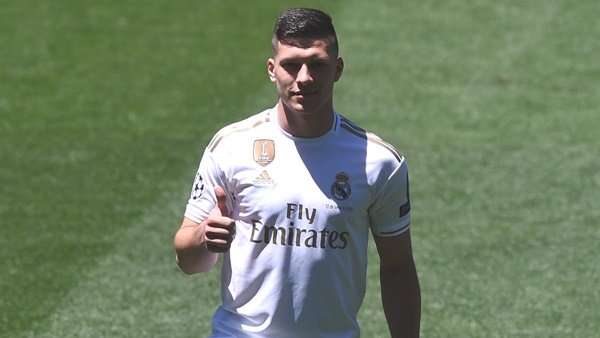 AC Milan chiêu mộ Luka Jovic - Bóng Đá