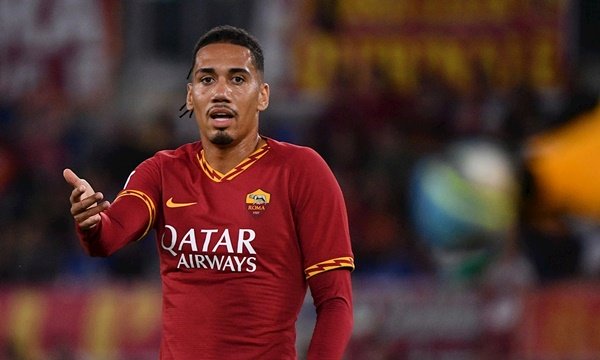 HLV Roma muốn giữ chân Smalling - Bóng Đá