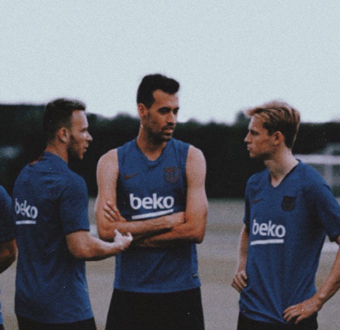 PSG enter the fight for Pjanic - Bóng Đá