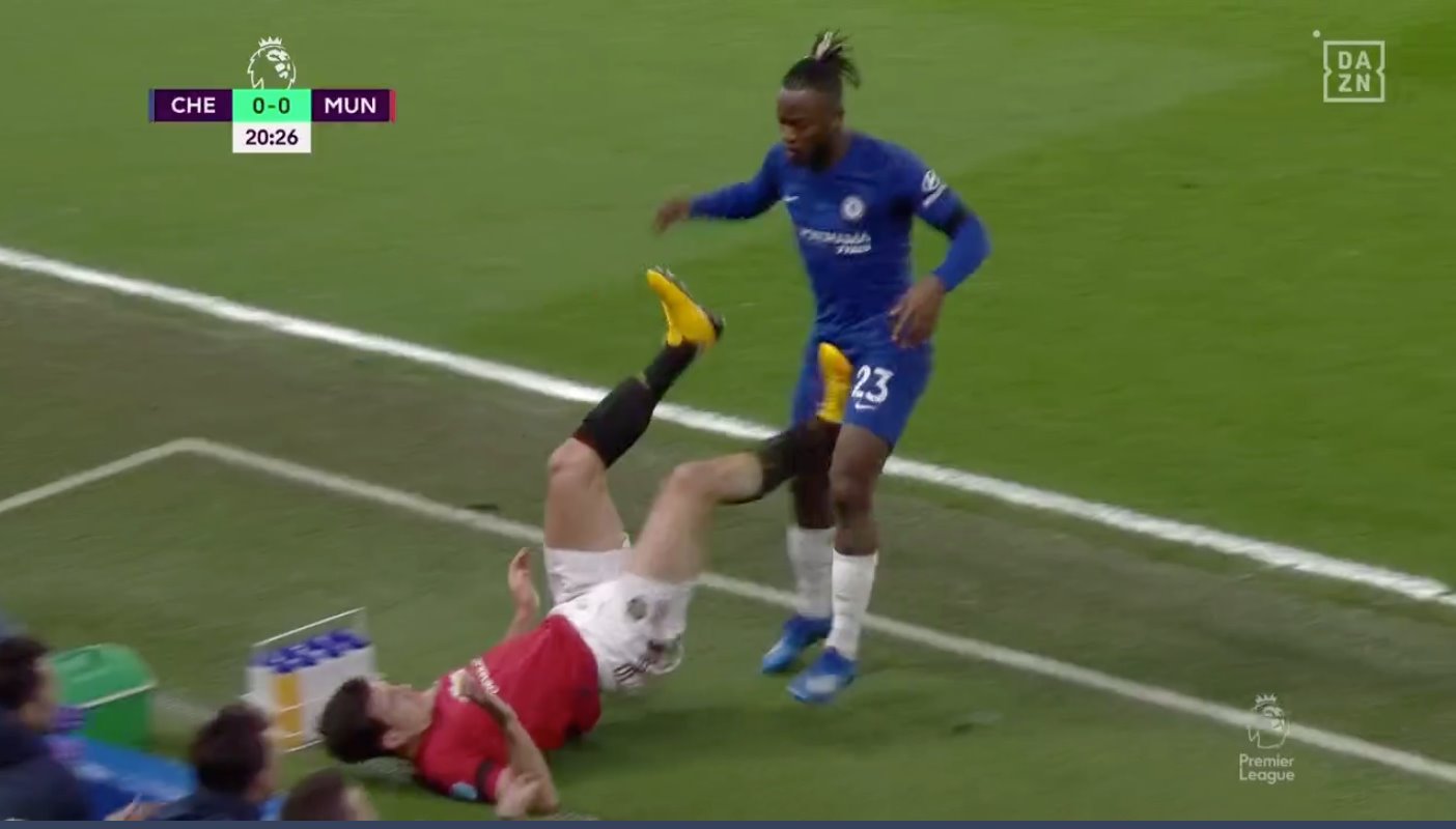 10 hình ảnh chứng minh Harry Maguire là
