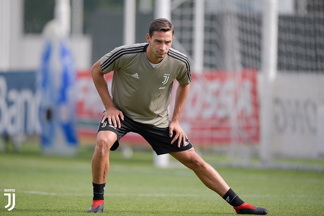 Barca và PSG dẫn đầu vụ De Sciglio - Bóng Đá