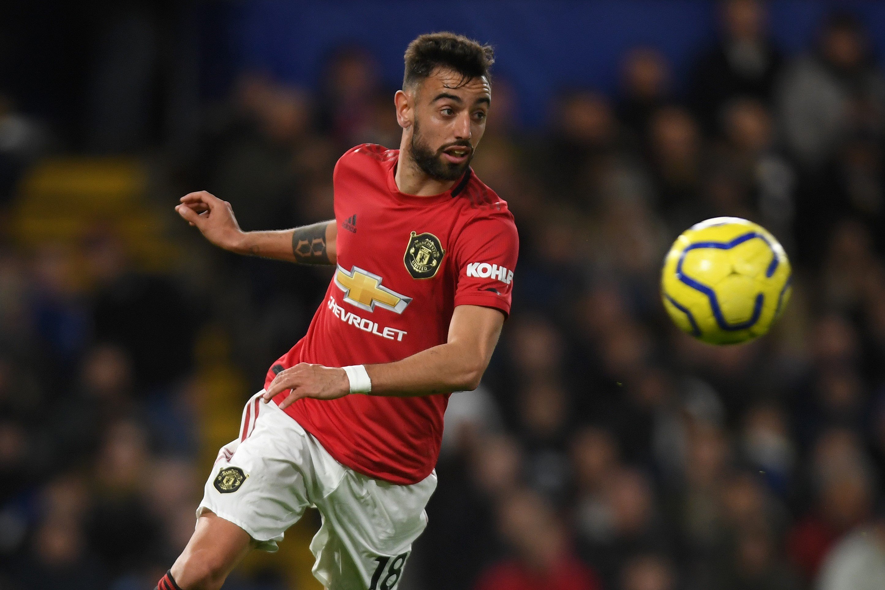 CĐV Man Utd: Bruno Fernandes sẽ đá tốt hơn nếu không có Pogba phải không? - Bóng Đá
