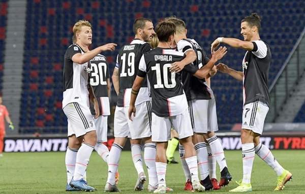 Ronaldo phá kỷ lục của Rui Costa - Bóng Đá