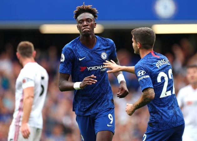 Từ Martial đến Aubameyang: 10 trung phong 'đỉnh nhất' EPL mùa này - Bóng Đá