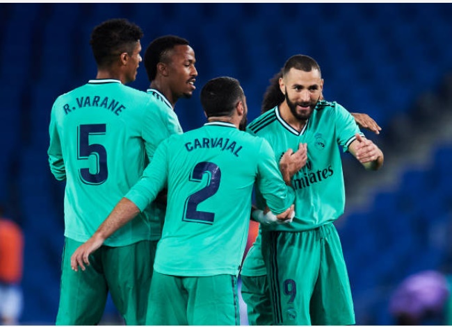 Papers react as Barcelona lose La Liga lead - Bóng Đá