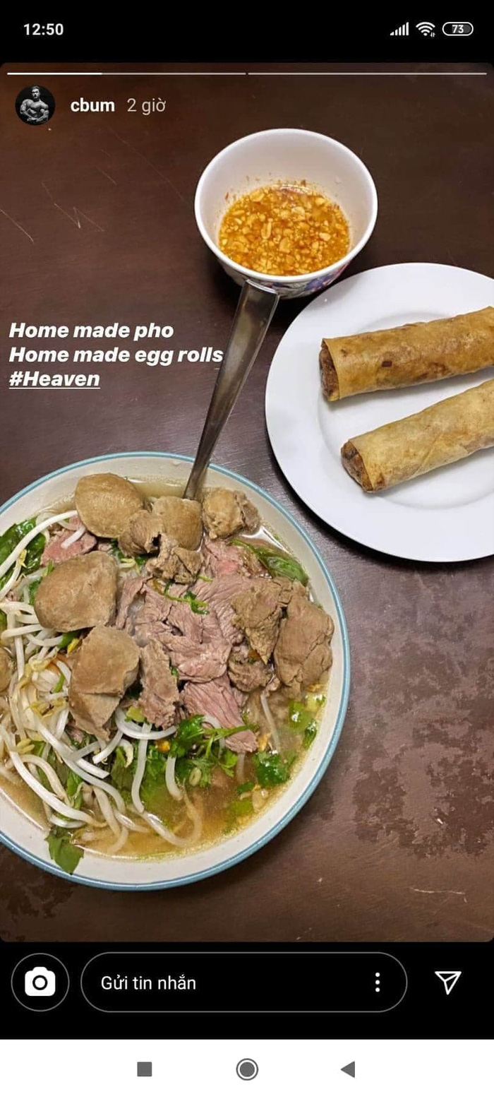 Nhà vô địch thể hình thế giới bày tỏ tình yêu với chả nem và phở Việt Nam - Ảnh 1. Nhà vô địch thể hình thế giới bày tỏ tình yêu với chả nem và phở Việt Nam - Ảnh 1.
