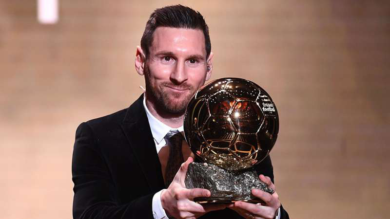 NÓNG: Ronaldo và Messi chính thức lỡ hẹn Quả Bóng Vàng năm 2020 - Ảnh 1. NÓNG: Ronaldo và Messi chính thức lỡ hẹn Quả Bóng Vàng năm 2020 - Ảnh 1.