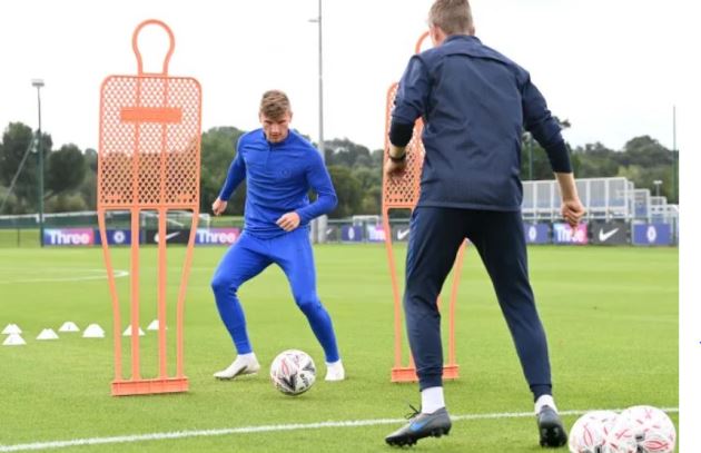 VIDEO AND GALLERY: TIMO WERNER'S FIRST CHELSEA TRAINING SESSION - Bóng Đá