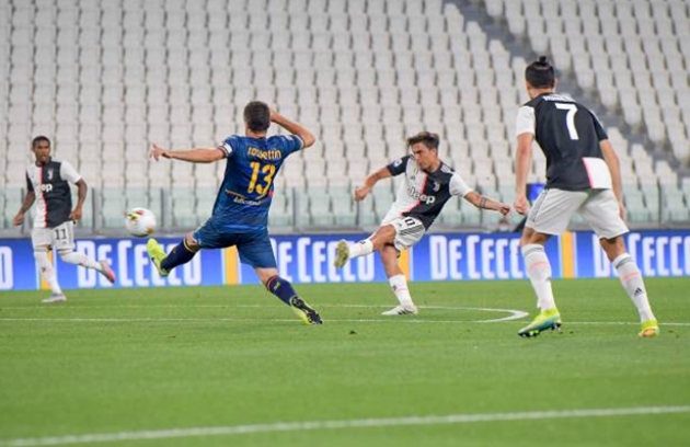 Hãy nhìn xem! Dybala đang