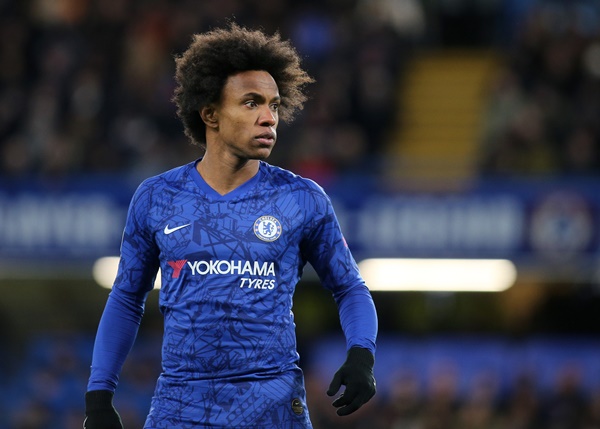 Willian muốn gắn bó với Chelsea - Bóng Đá