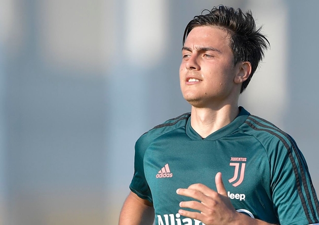 Hãy nhìn xem! Dybala đang