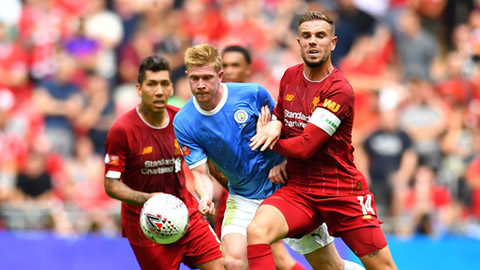 Không cầu thủ Liverpool nào xứng buộc giầy cho De Bruyne