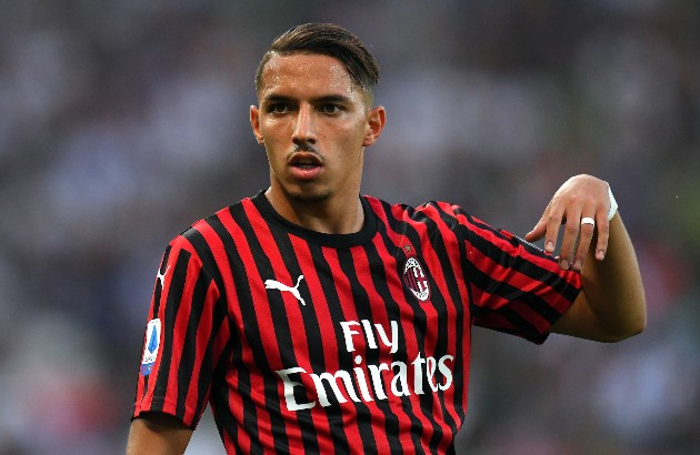 Man utd and man city interested in bennacer - Bóng Đá