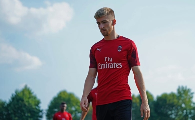 Ảnh AC Milan tập ngày 27/7 - Bóng Đá