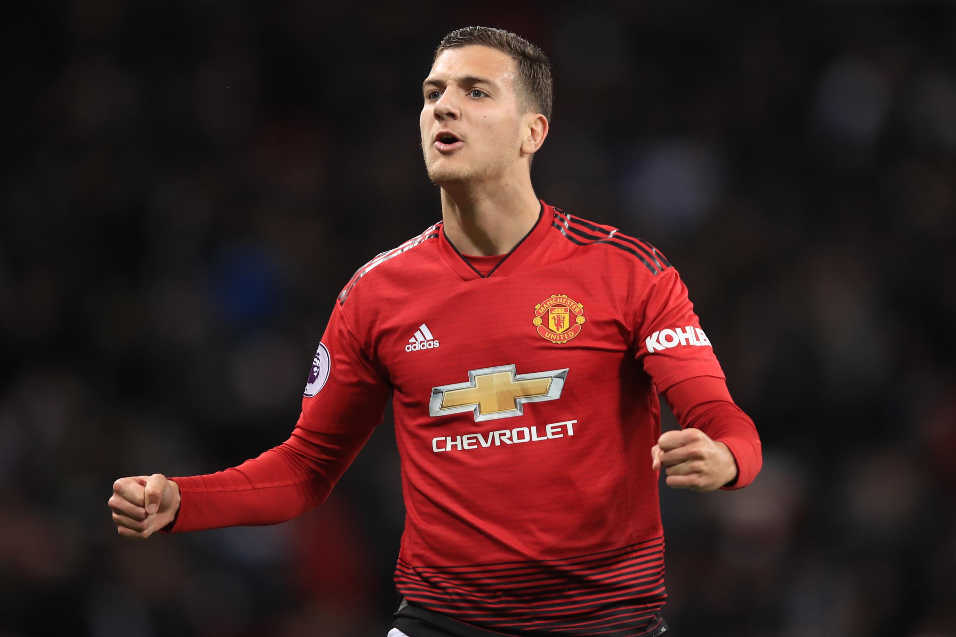 Barca chiêu mộ Diogo Dalot - Bóng Đá