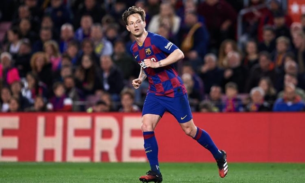 Ivan Rakitic muốn ở lại Barca - Bóng Đá