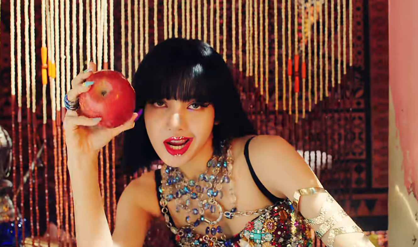 Chính Jennie, Jisoo đã hiến kế cho chuyên gia makeup khi thực hiện MV How You Like That, tạo trend gây bão khắp châu Á - Ảnh 8. Chính Jennie, Jisoo đã hiến kế cho chuyên gia makeup khi thực hiện MV How You Like That, tạo trend gây bão khắp châu Á - Ảnh 8.